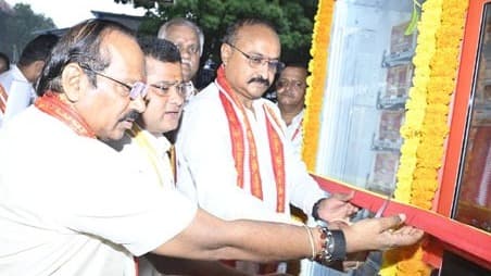విజయవాడ ఇంద్రకీలాద్రిపై లడ్డూ ప్రసాదం ఏటీఎం