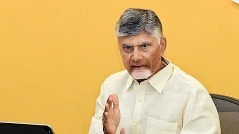 అర్నబ్ తుపానుపై చంద్రబాబు సమీక్ష