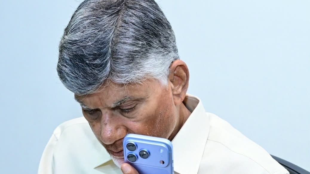 రాప్తాడు బాధిత విద్యార్థిని కుటుంబానికి చంద్రబాబు భరోసా