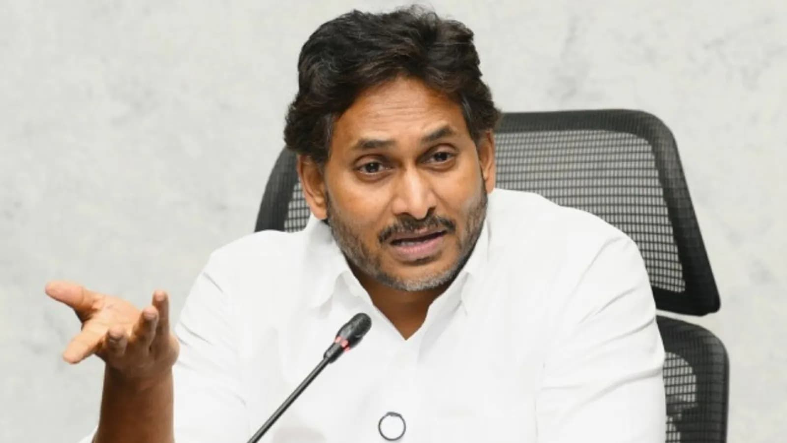 జగన్ అక్రమాస్తుల కేసుల్లో విచారణ వేగం